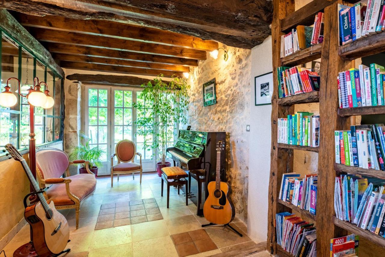 La Maison De Yuka Plieux Exterior foto