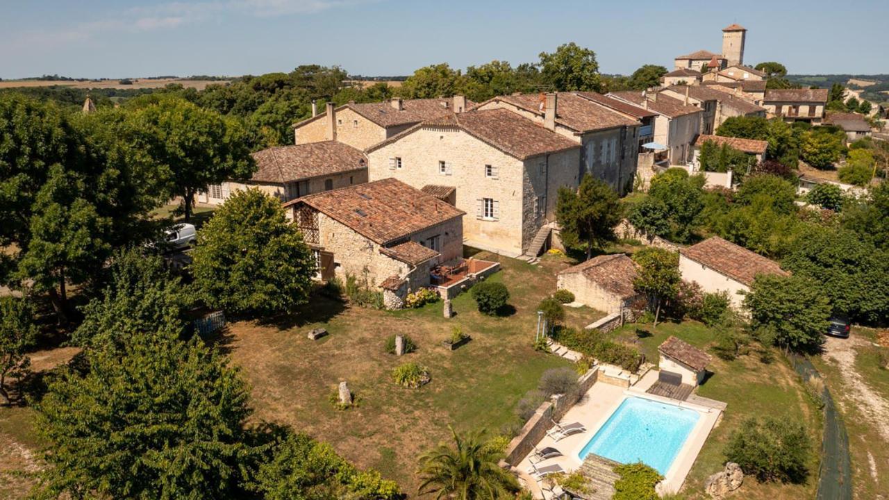 La Maison De Yuka Plieux Exterior foto